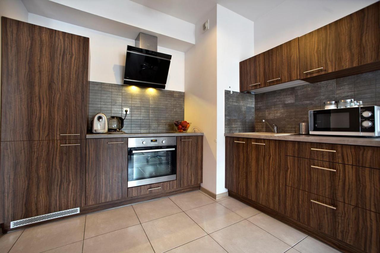 Airport Okecie Klobucka P&O Serviced Apartments ワルシャワ エクステリア 写真