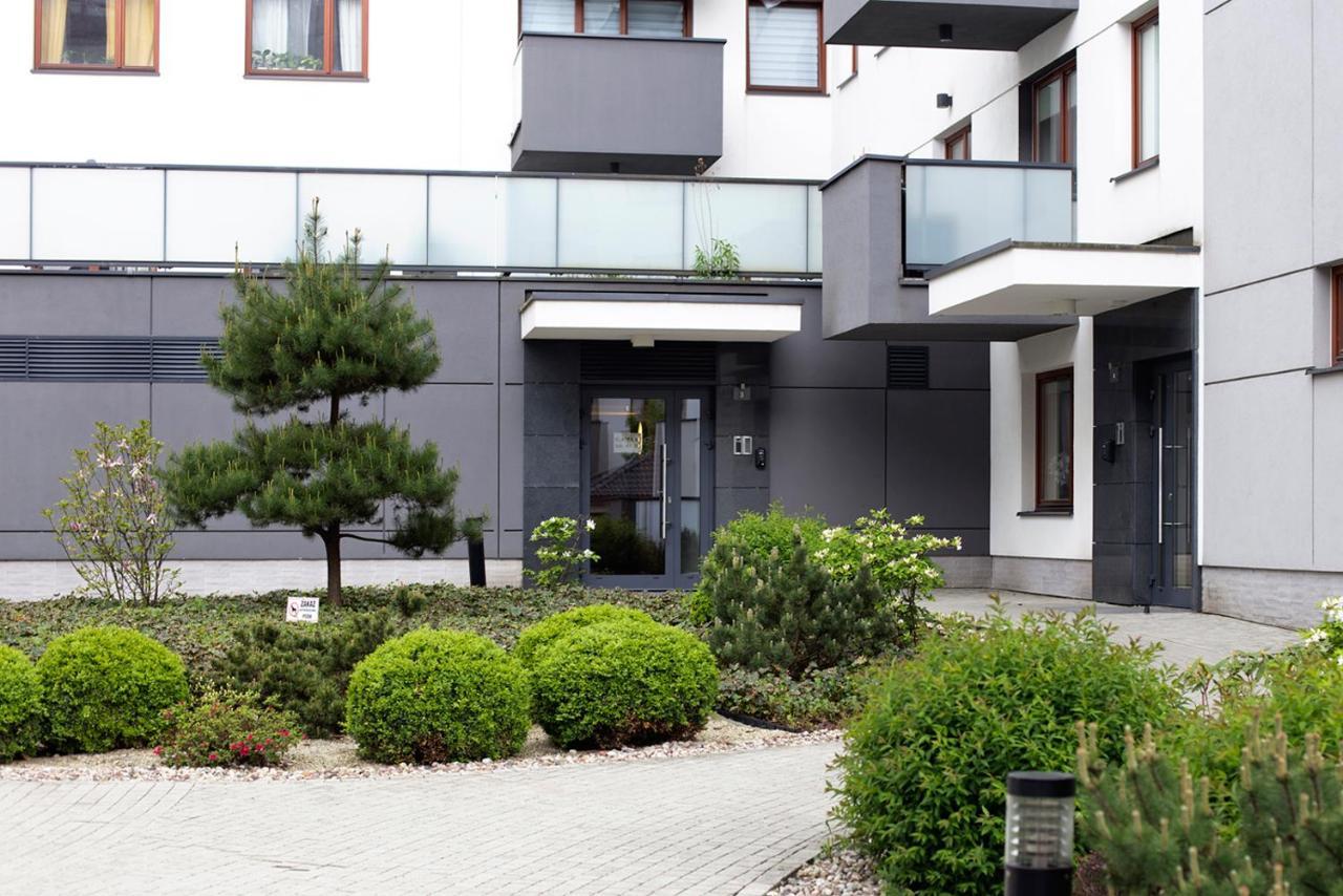 Airport Okecie Klobucka P&O Serviced Apartments ワルシャワ エクステリア 写真